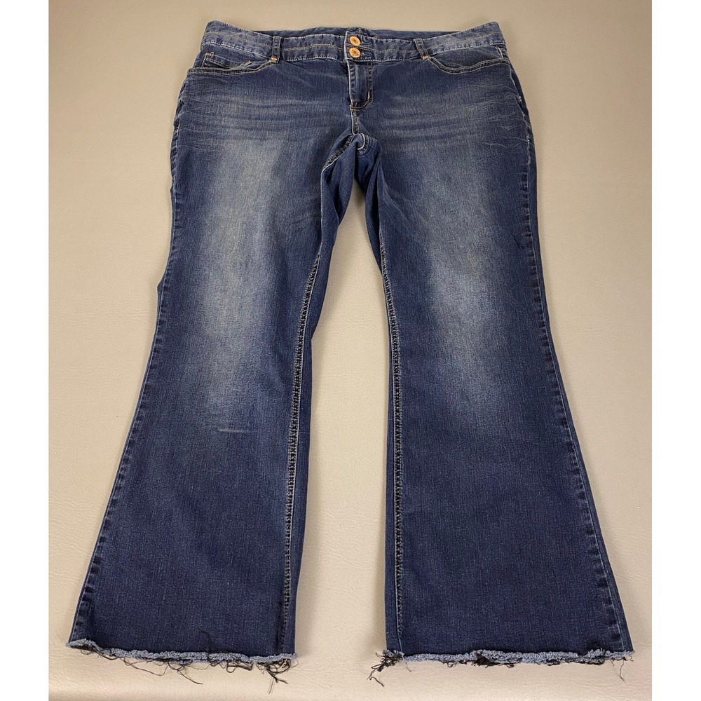 Maurices Jeans Womens 20 Reg Flared Blue Medium Wash Frayed Raw Hem Stretch *